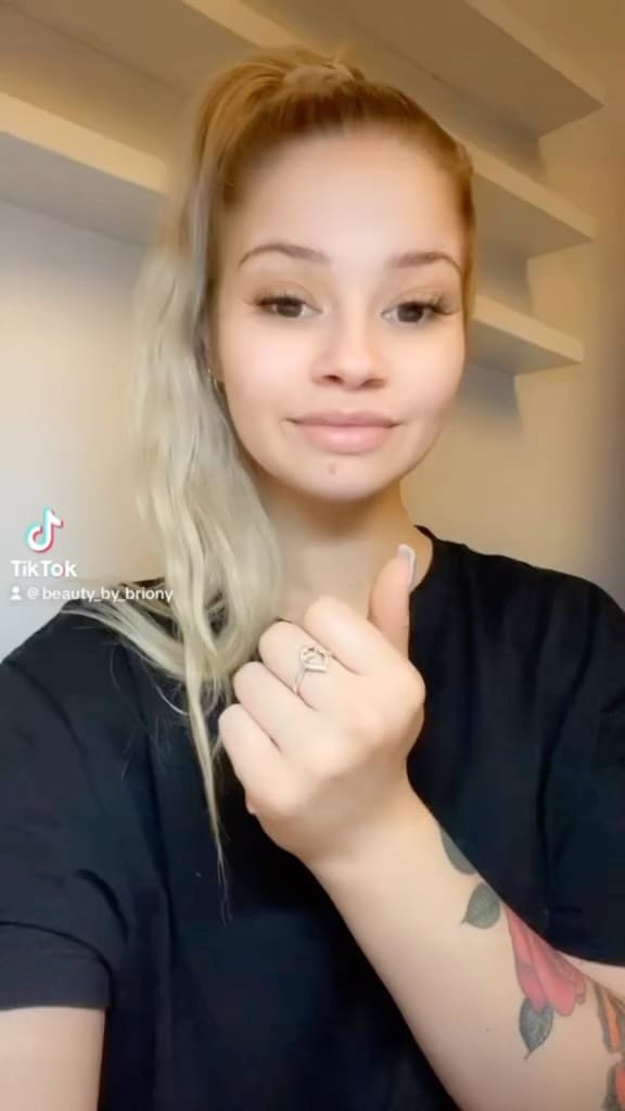 Post 4 by Briony | Nail Technician 💅🏼 on Instagram (video)