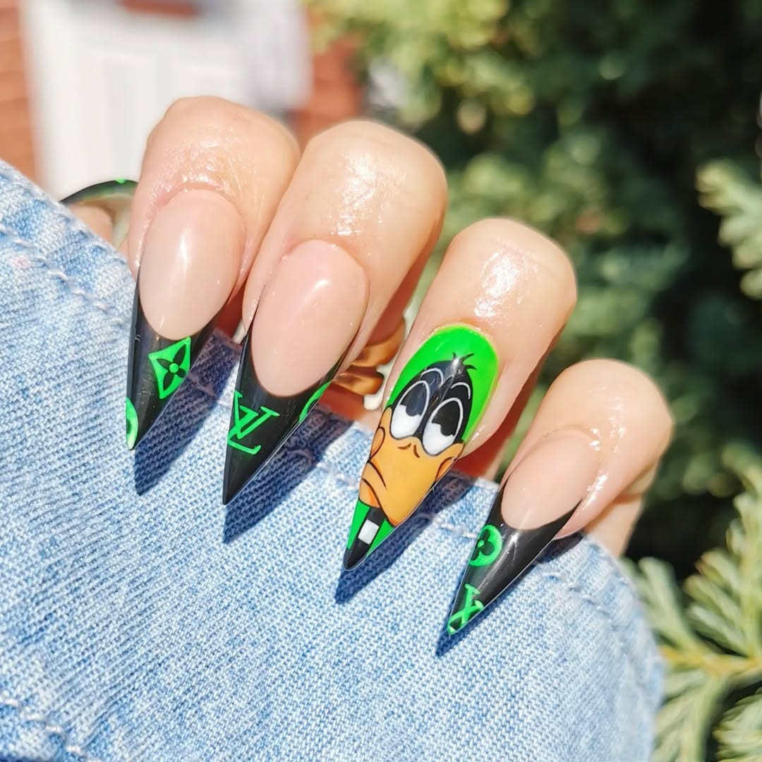 Post 10 by Briony | Nail Technician 💅🏼 on Instagram (image)