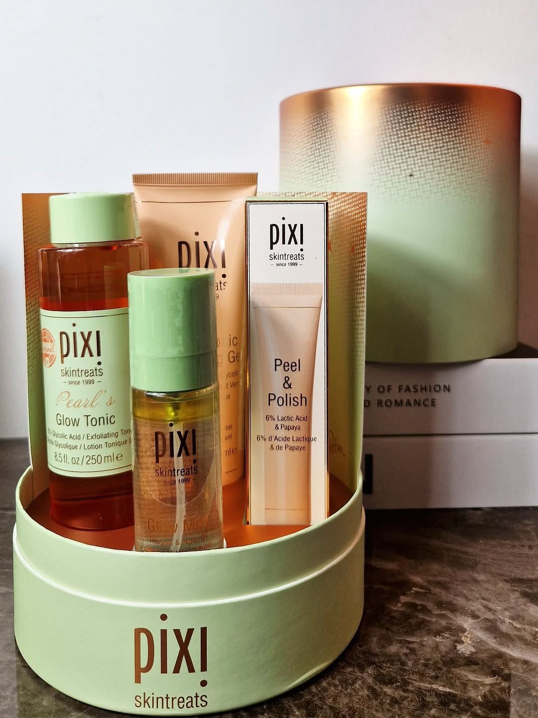 Post 8 by mcneilsbeauty||skincare||makeup||fragrance on Instagram (image)
