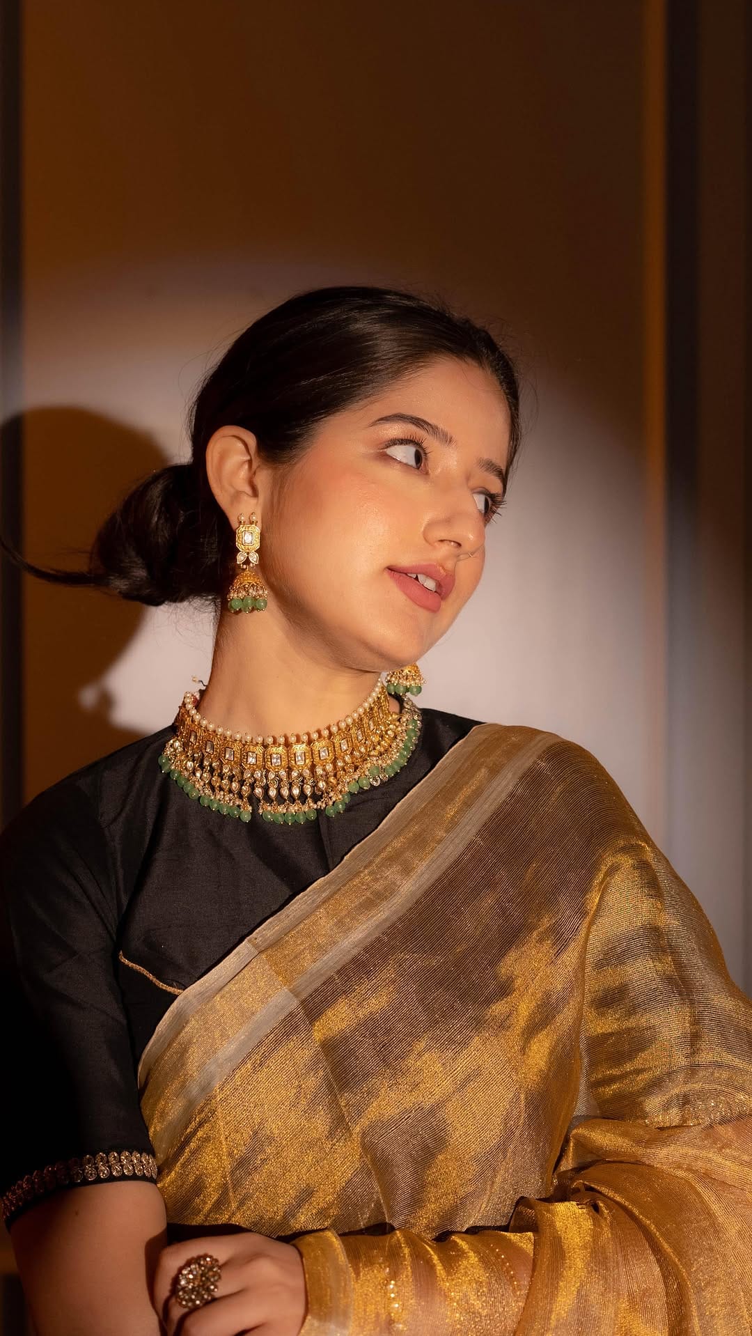 Post 7 by Jhanvi Bhatia ✨ on Instagram (video)