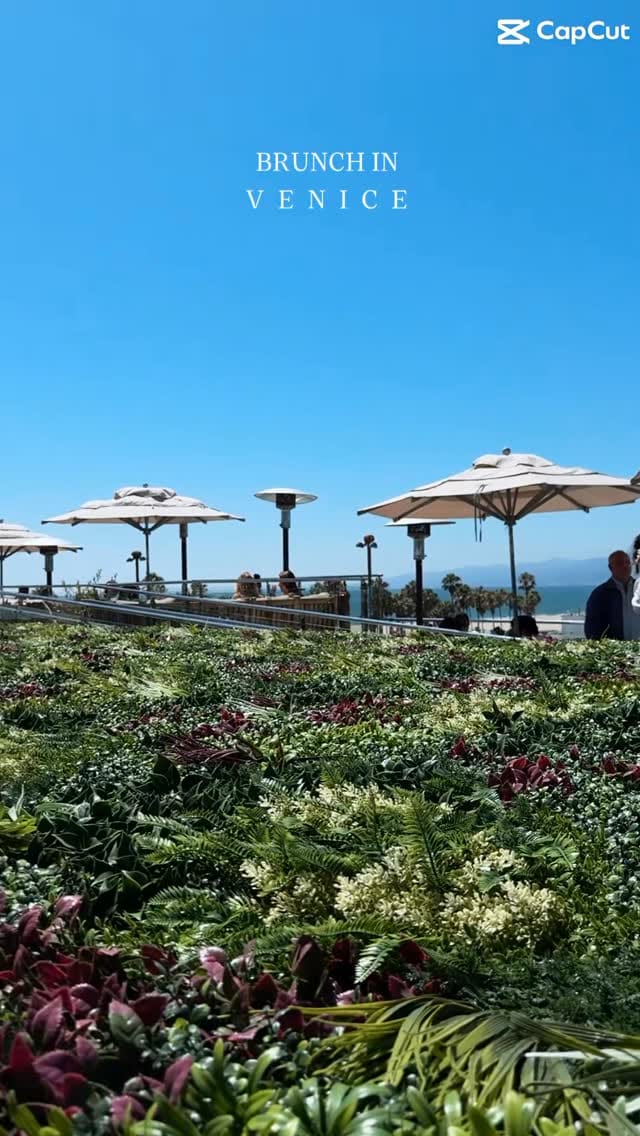 Post 8 by Nikki | Travel,Fashion,Food + Lifestyle on Instagram (video)