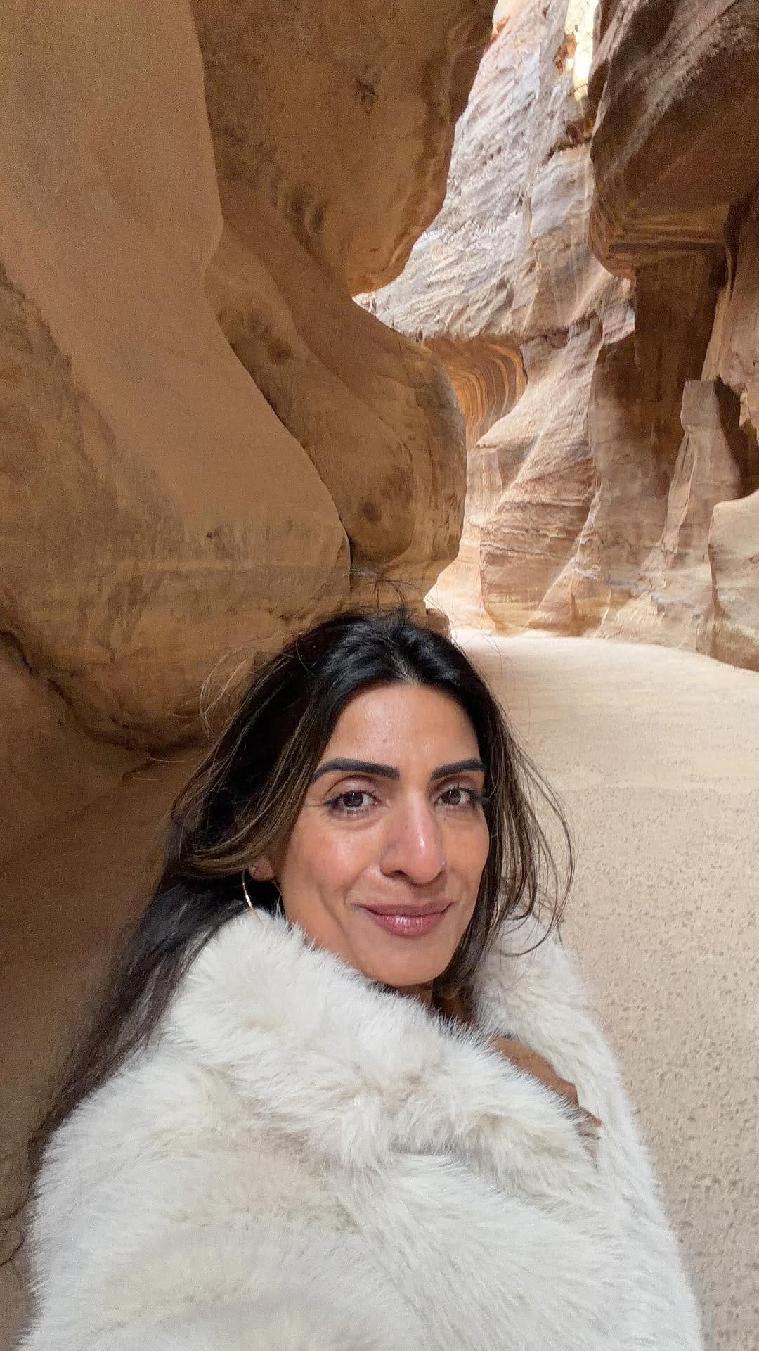 Post 2 by Nikki | Travel,Fashion,Food + Lifestyle on Instagram (video)
