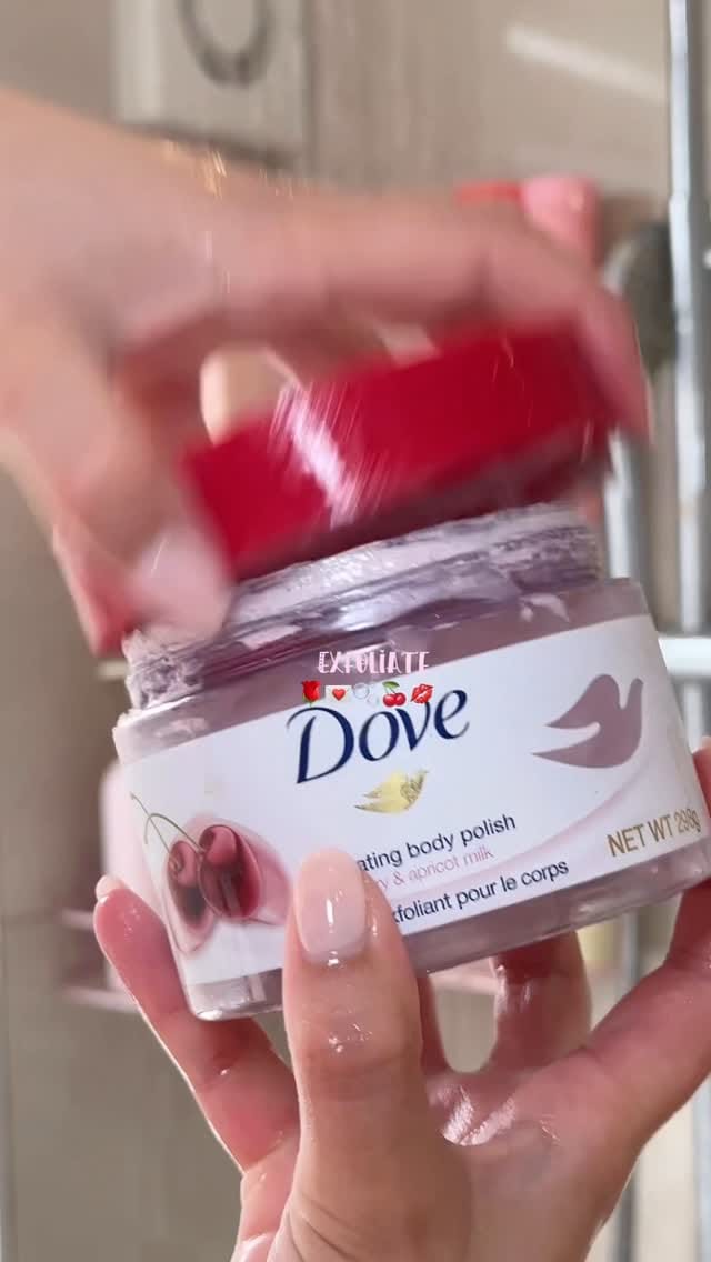 Post 9 by Esme Wolfsohn | grwm + selfcare🎀 on Instagram (video)