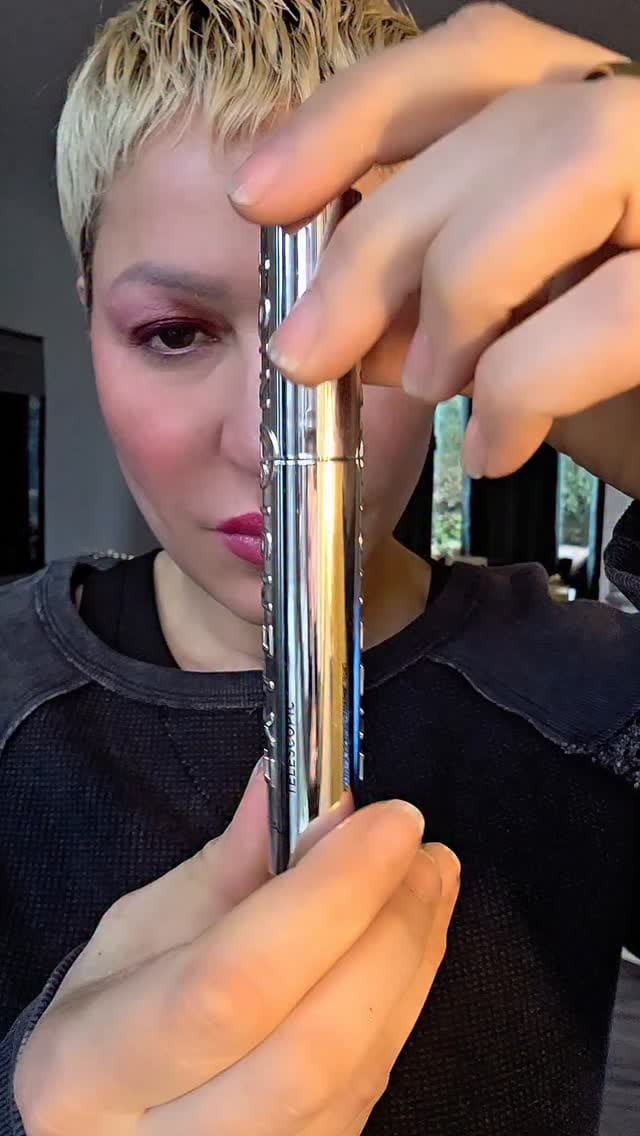 Post 3 by Melissa Rivera on Instagram (video)