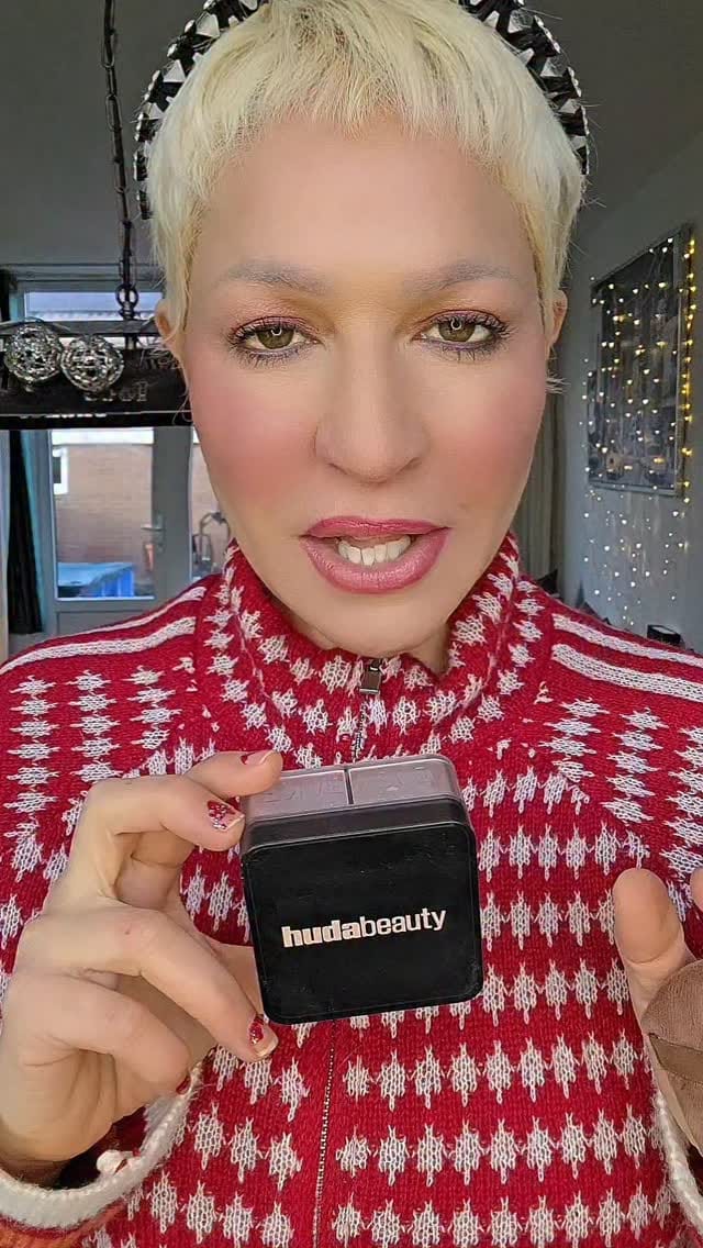 Post 8 by Melissa Rivera on Instagram (video)