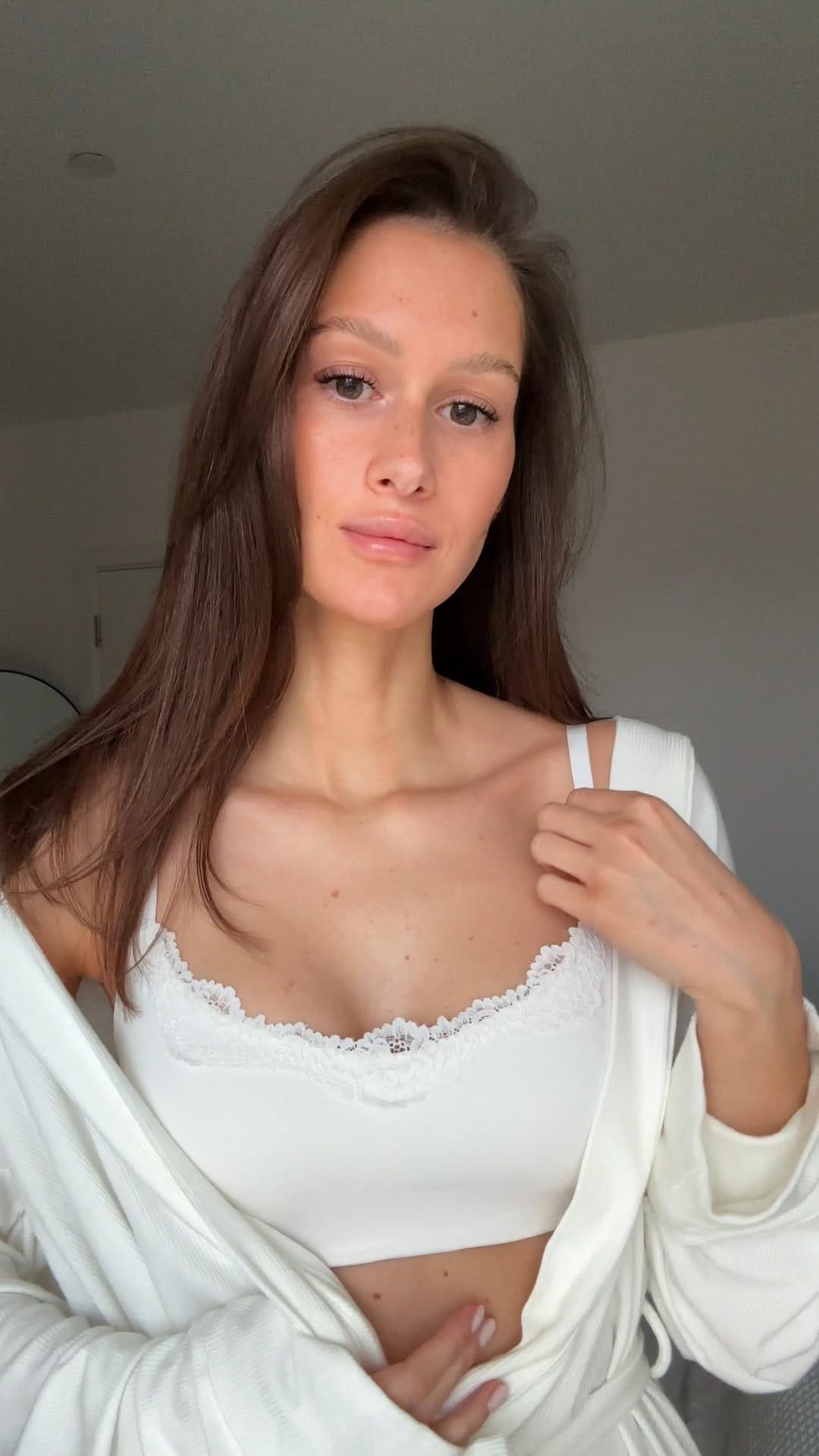 Post 6 by Lina on Instagram (video)
