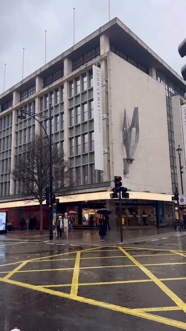 Post 1 by Oxford Street on Instagram (video)