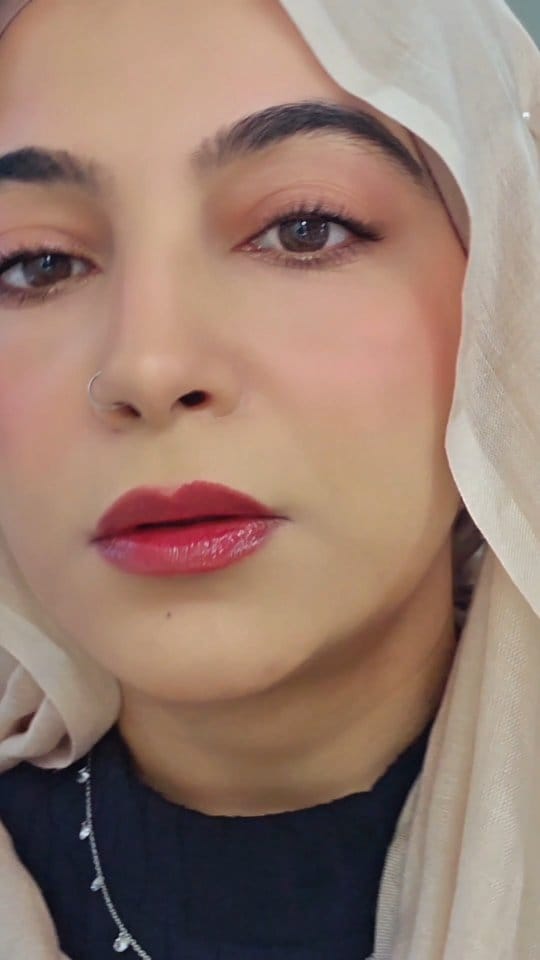Post 3 by Dr.Sumaiya l London , UK on Instagram (video)