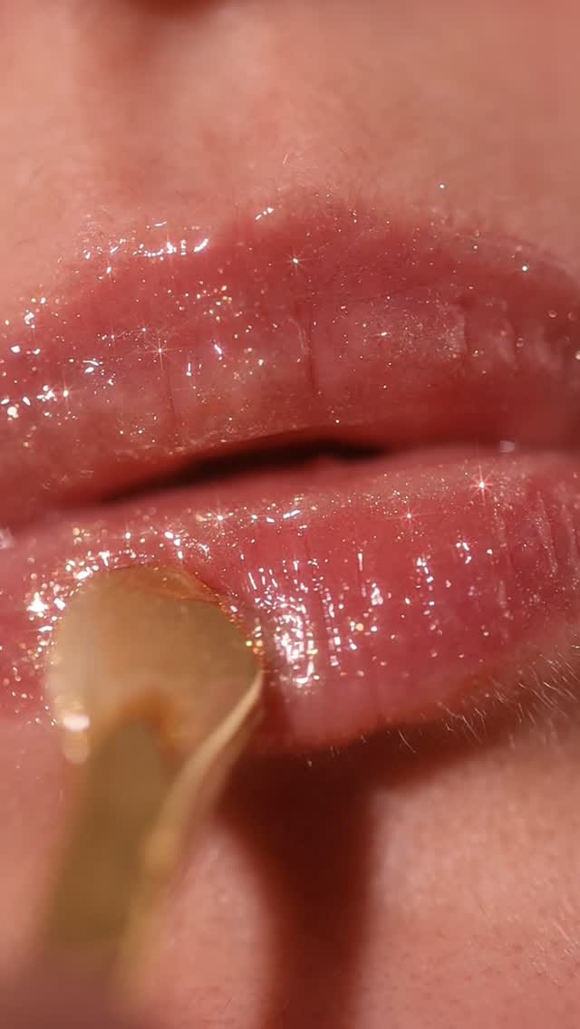 Post 10 by Vicky Farrell on Instagram (video)