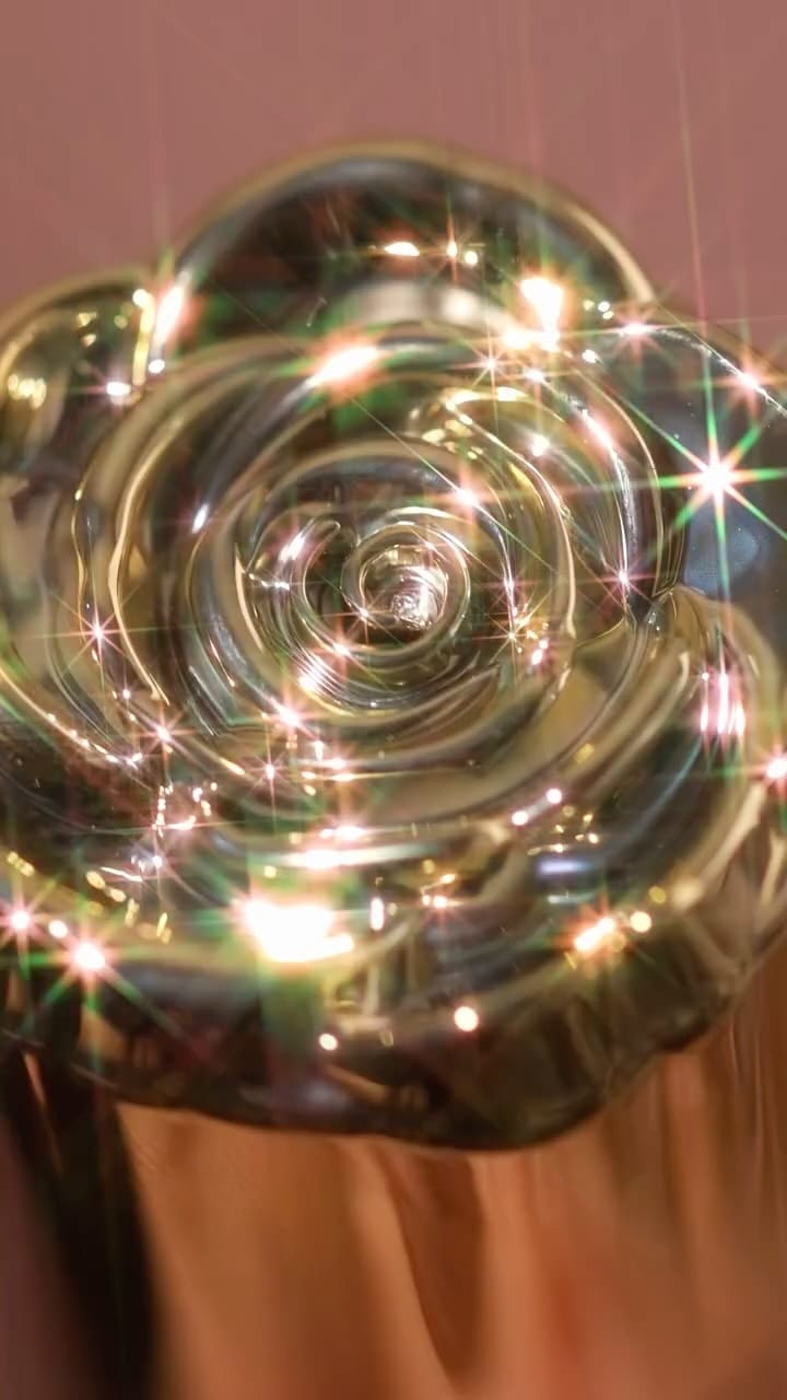 Post 5 by Vicky Farrell on Instagram (video)