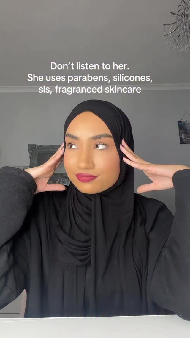 Post 2 by Cosmetic Scientist & Newcastle MUA on Instagram (video)