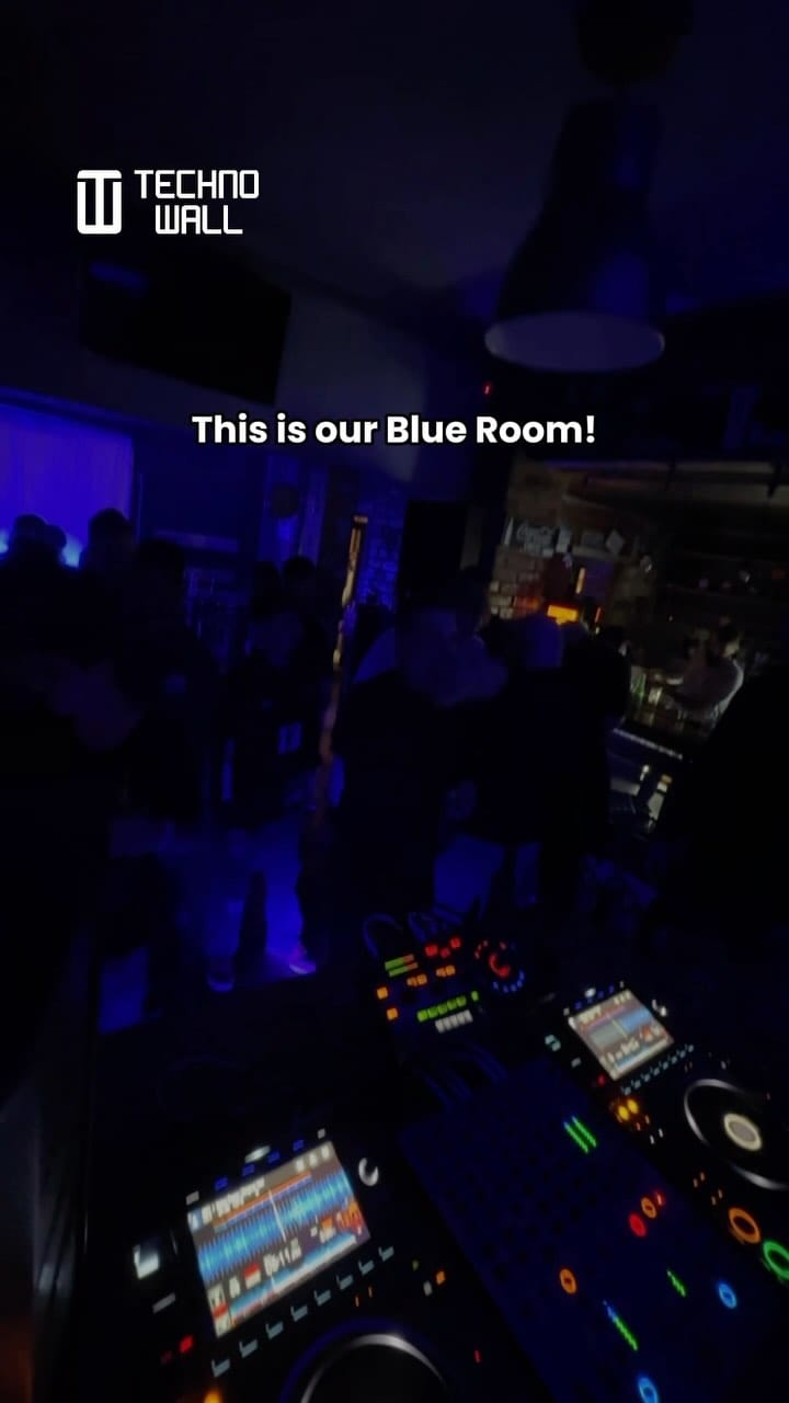 Post 9 by Techno Wall on Instagram (video)