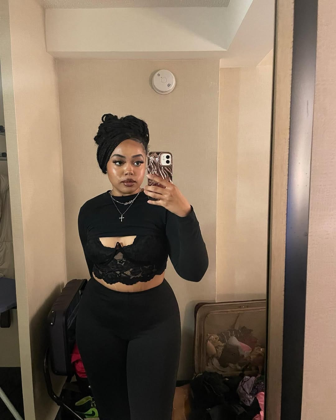 Post 4 by 𝙈𝙖𝙧𝙩𝙞𝙖 𝘼𝙖𝙡𝙞𝙮𝙖𝙝 𝙂𝙧𝙖𝙝𝙖𝙢 ♡ on Instagram (carousel)