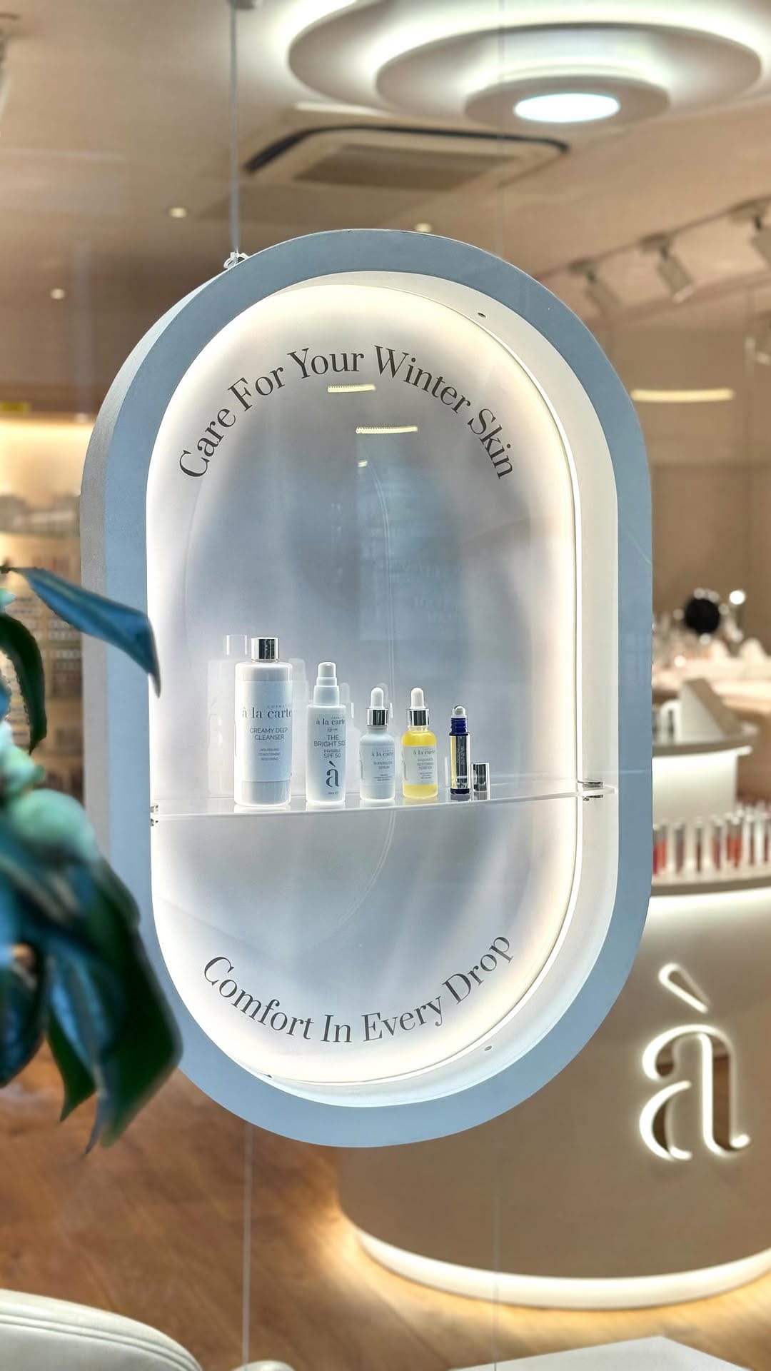 Post 1 by Cosmetics à la Carte on Instagram (video)