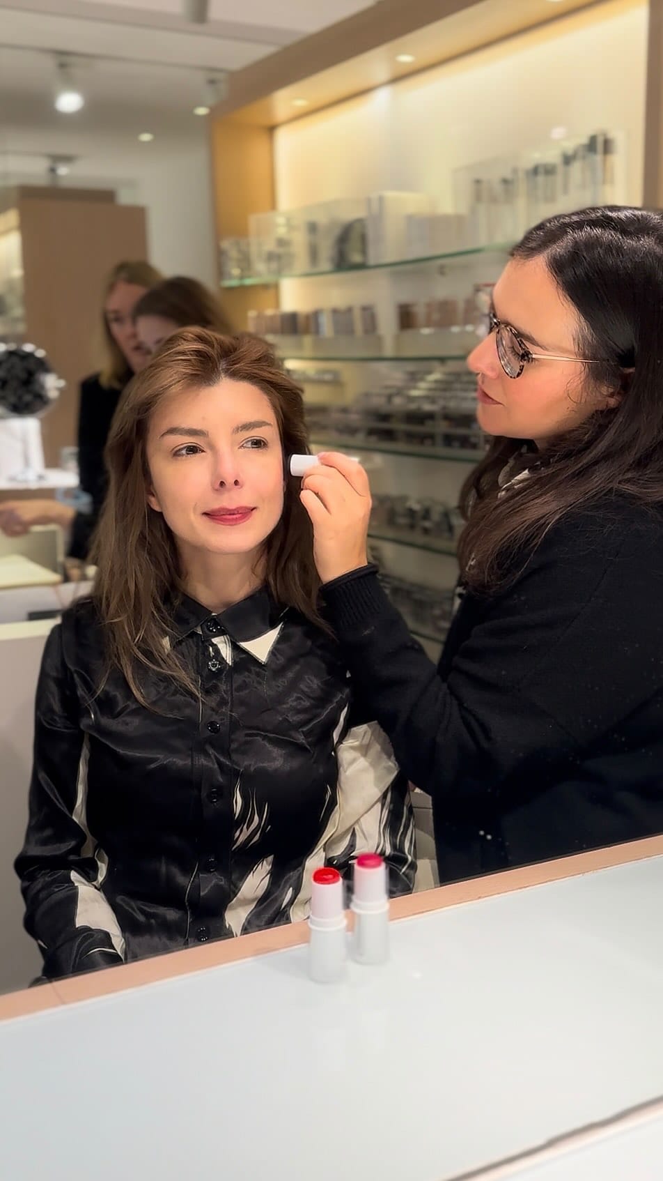 Post 4 by Cosmetics à la Carte on Instagram (video)