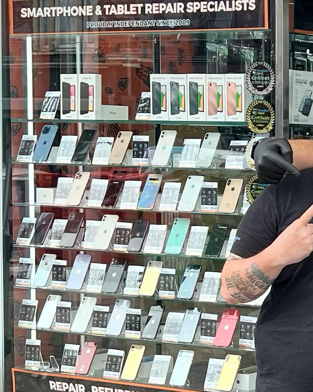 Post 8 by The Phone Shop Bristol - TPSBristol on Instagram (image)