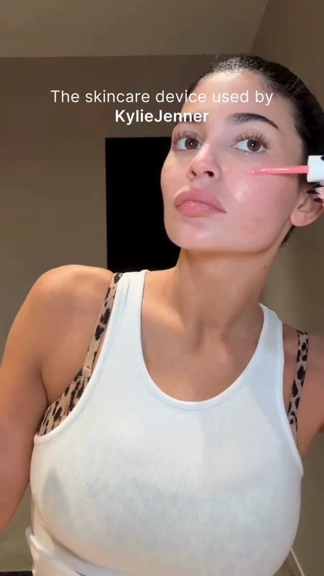 Post 8 by SKINSHOP | ADVANCED SKINCARE & KOREAN BEAUTY on Instagram (video)