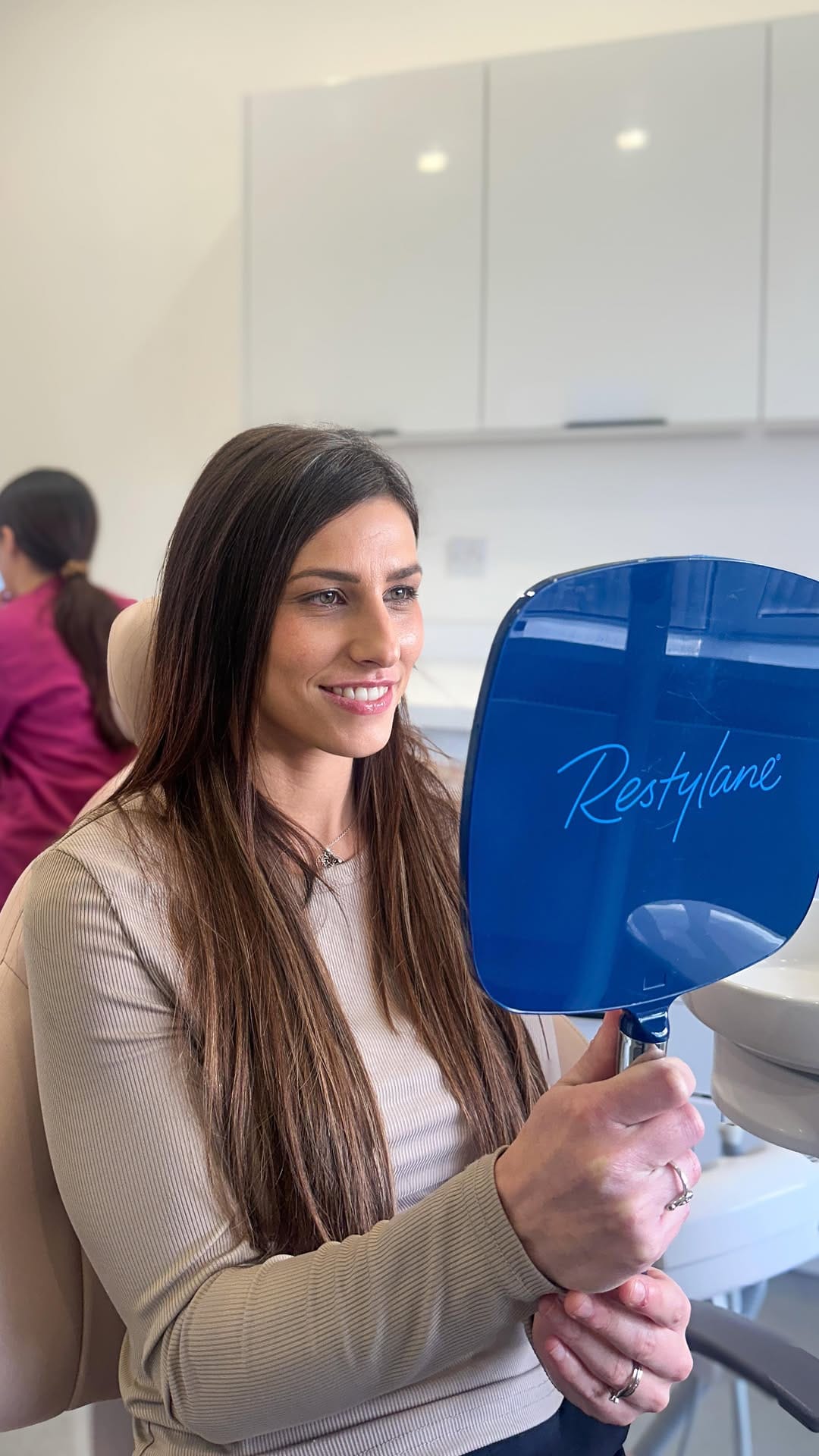 Post 1 by Dr Zena Invisalign Dentist & Aesthetics Cardiff on Instagram (video)