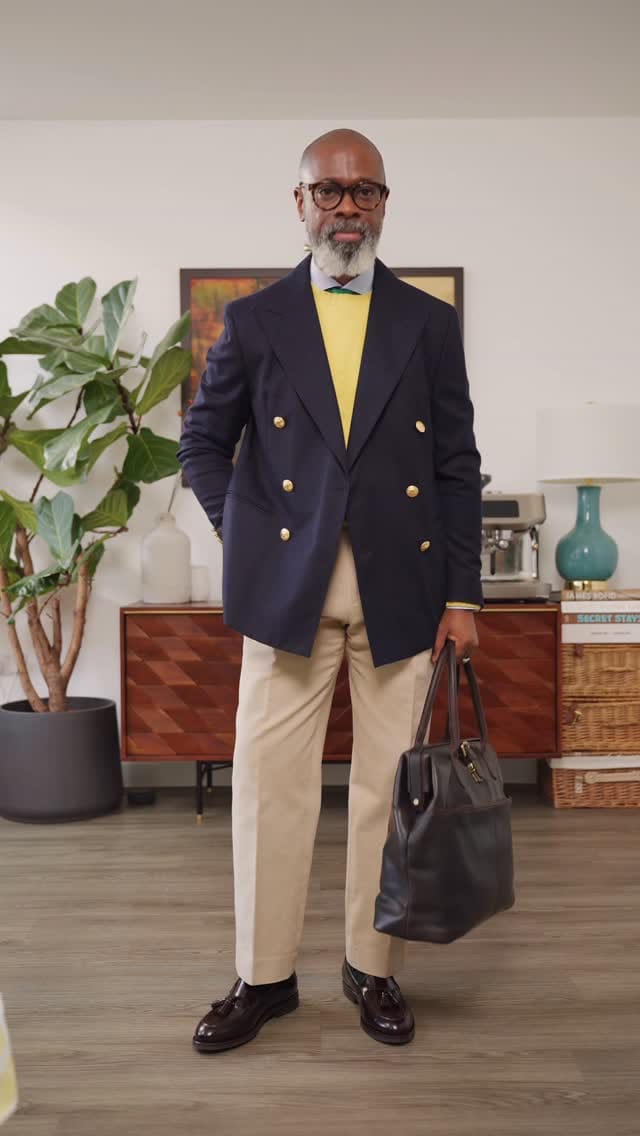 Post 4 by Efe Efeturi on Instagram (video)