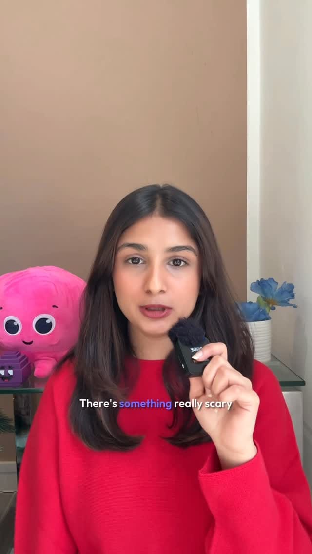 Post 1 by Farah Hawa on Instagram (video)