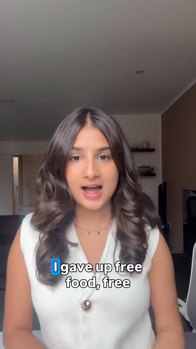 Post 9 by Farah Hawa on Instagram (video)