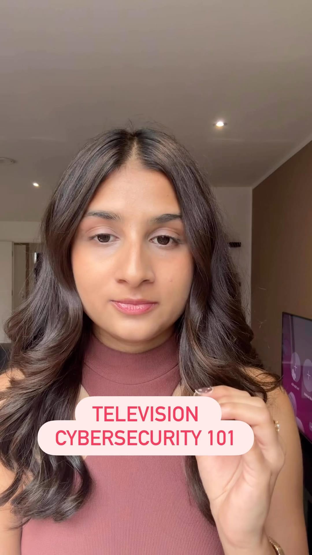 Post 10 by Farah Hawa on Instagram (video)
