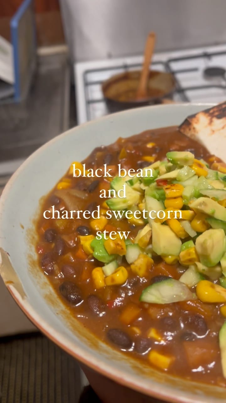 Post 9 by 🌱Student Vegan Meals 🌱 on Instagram (video)