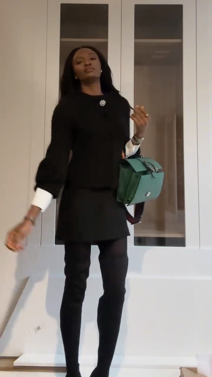 Post 3 by Paula London on Instagram (video)