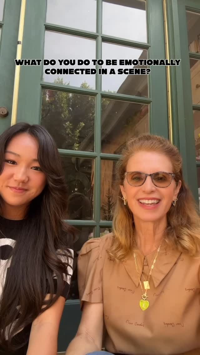 Post 4 by Lisa London on Instagram (video)