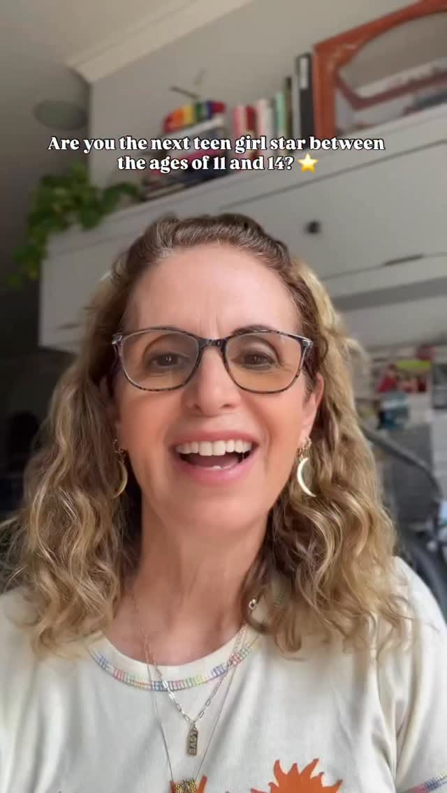 Post 9 by Lisa London on Instagram (video)