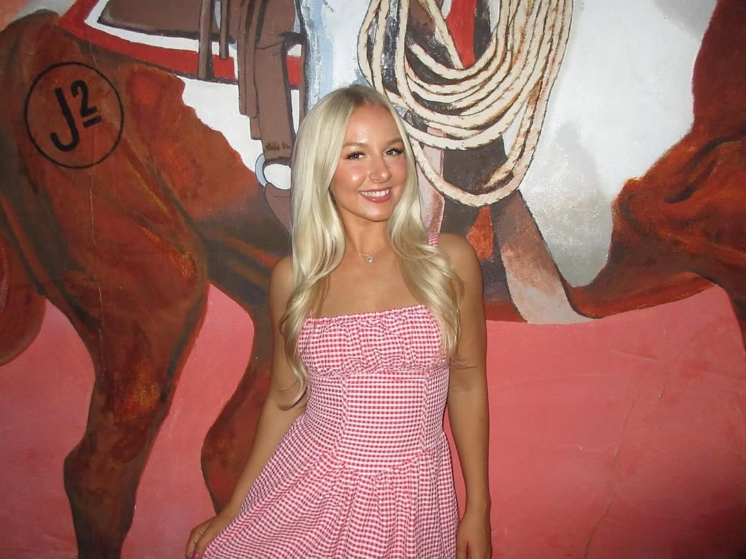 Post 3 by Lauren Kosar on Instagram (carousel)
