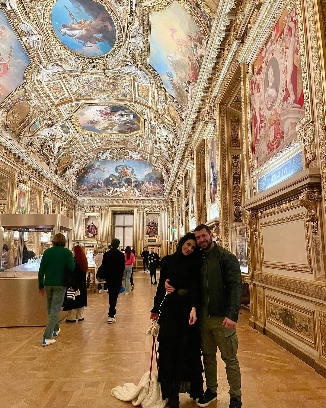 Post 4 by Polina Angelova on Instagram (carousel)
