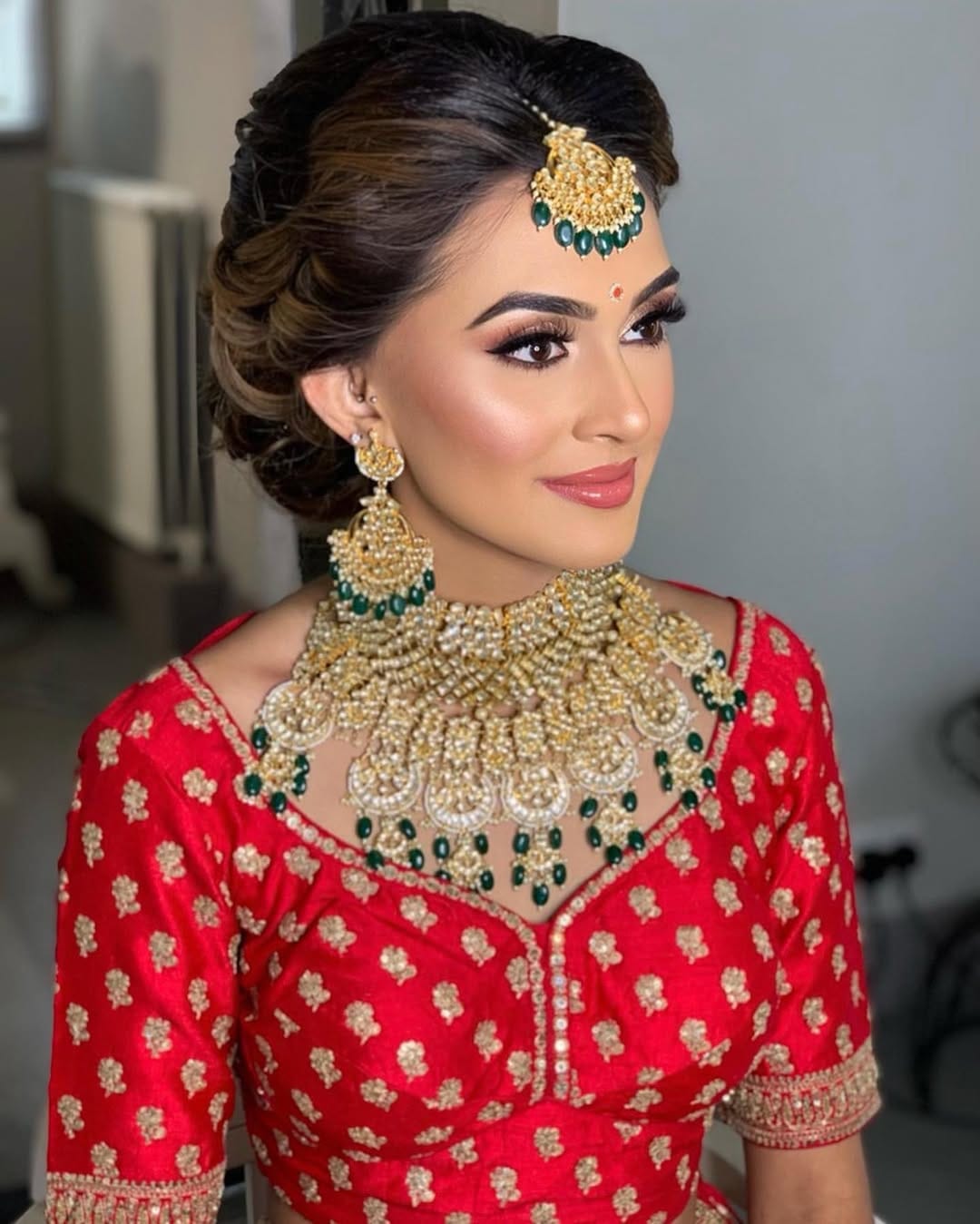 Post 10 by Manisha Shah - London MUA & Content Creator on Instagram (image)