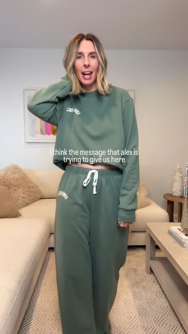 Post 9 by Laura Wood on Instagram (video)