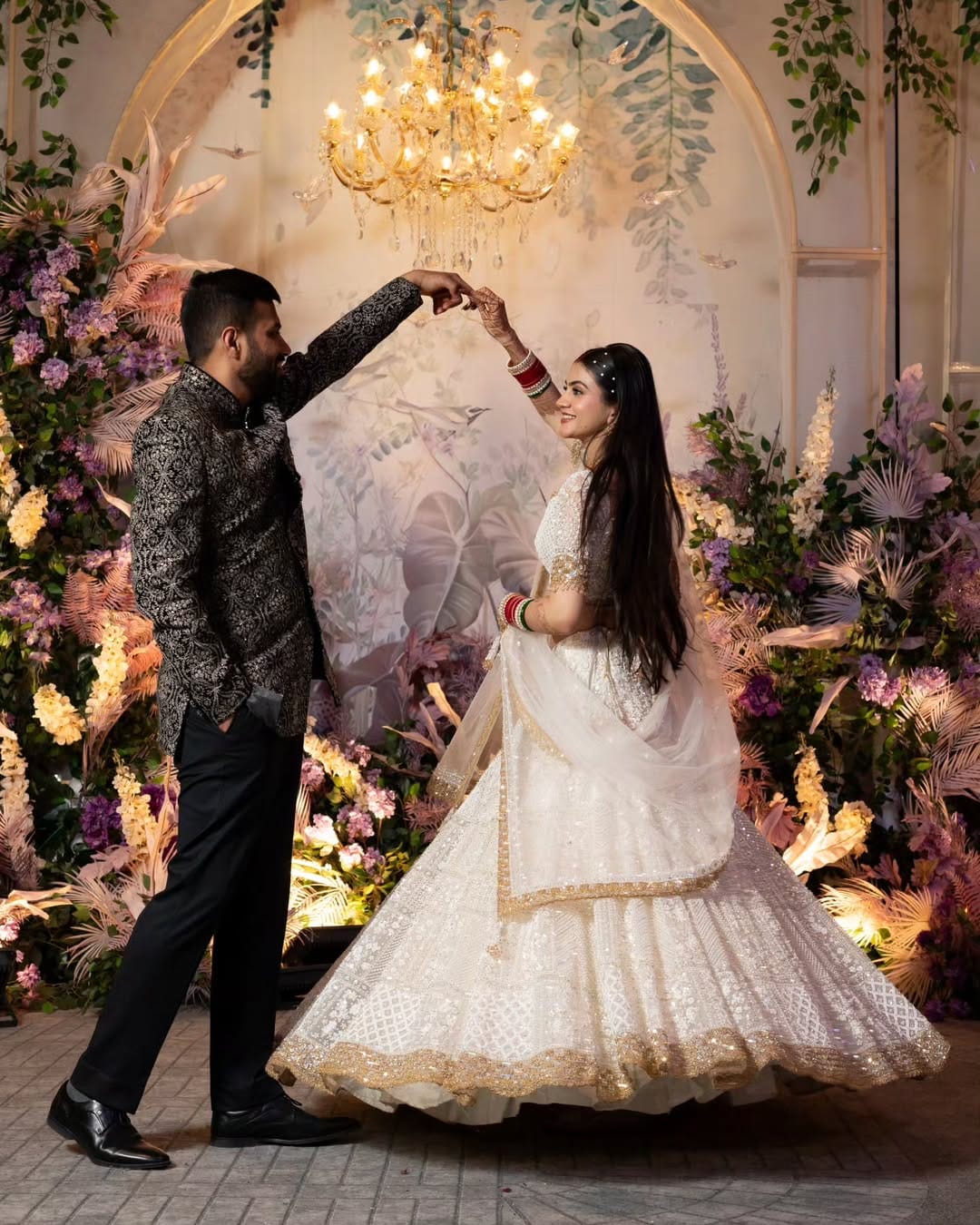 Post 9 by Aarti I. Saini on Instagram (carousel)
