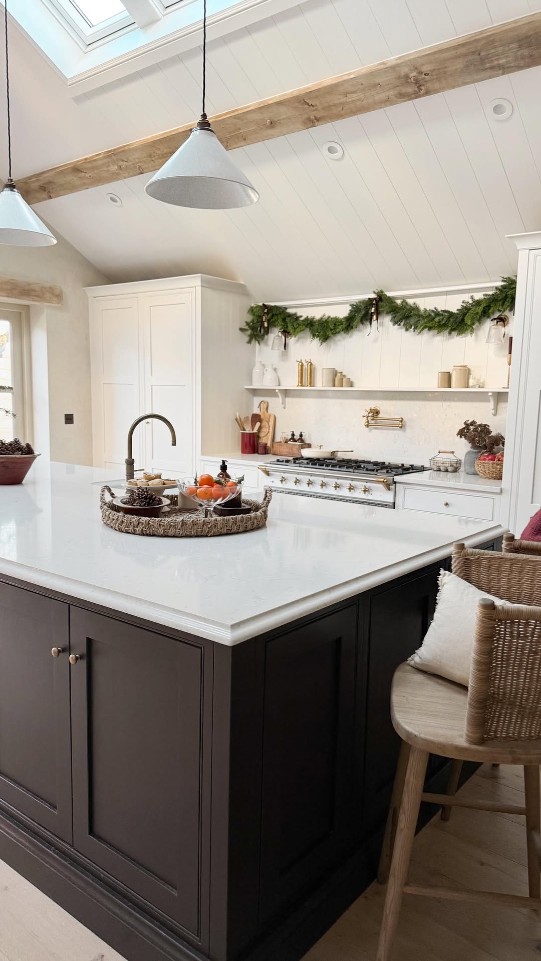 Post 4 by Jess Duxbury | Interiors & Lifestyle on Instagram (video)