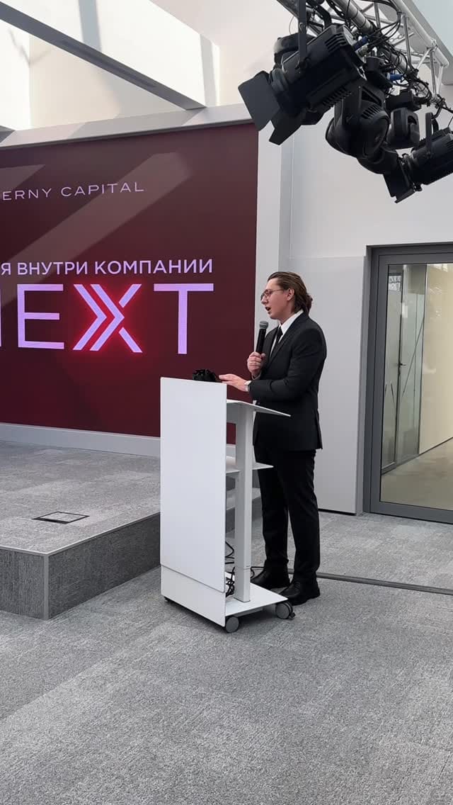 Post 4 by Max Zhurilo on Instagram (video)