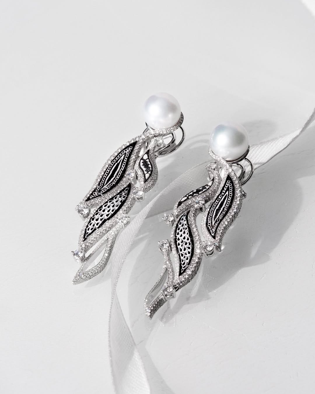 Post 5 by High Jewellery & Watches on Instagram (image)