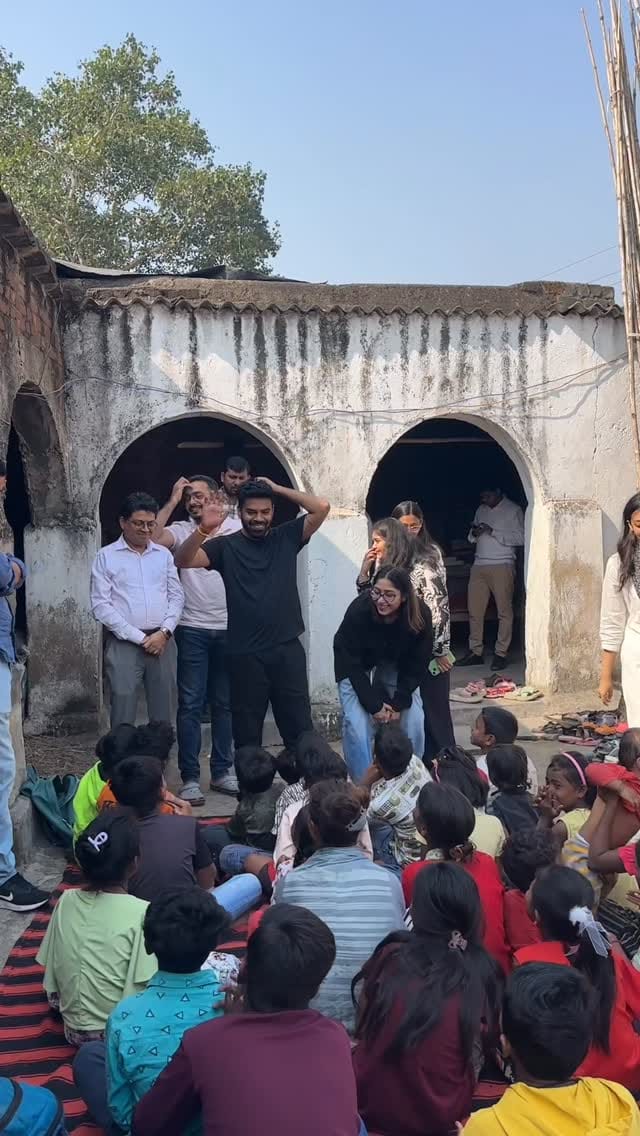 Post 1 by Shubham Dixena on Instagram (video)