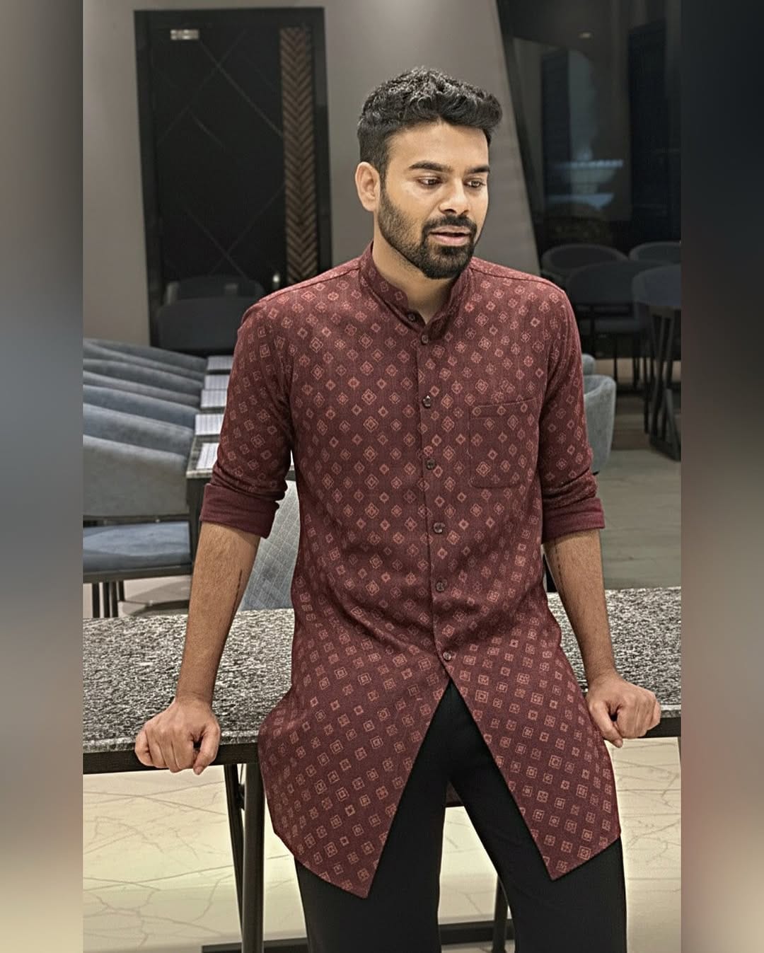 Post 6 by Shubham Dixena on Instagram (image)