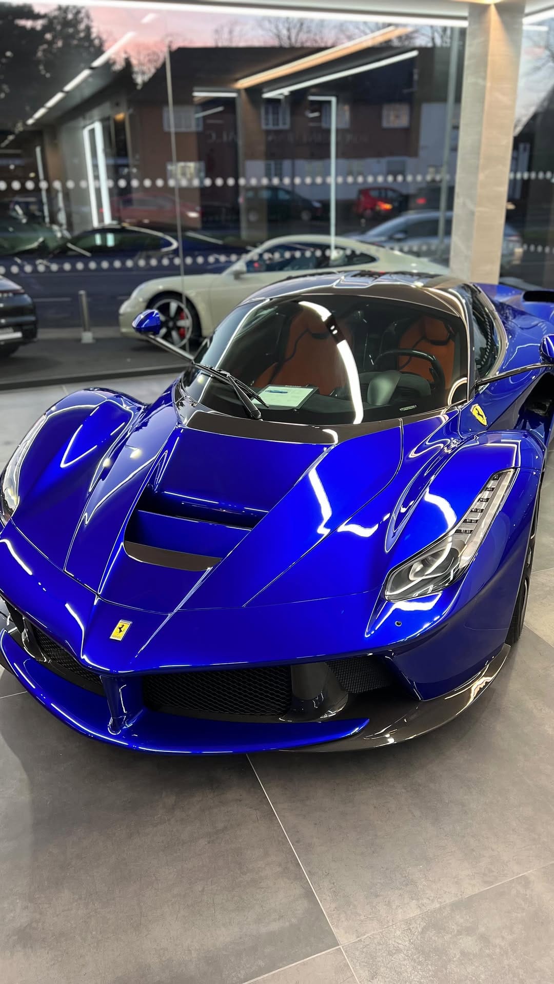Post 10 by Carbon Detailing on Instagram (video)