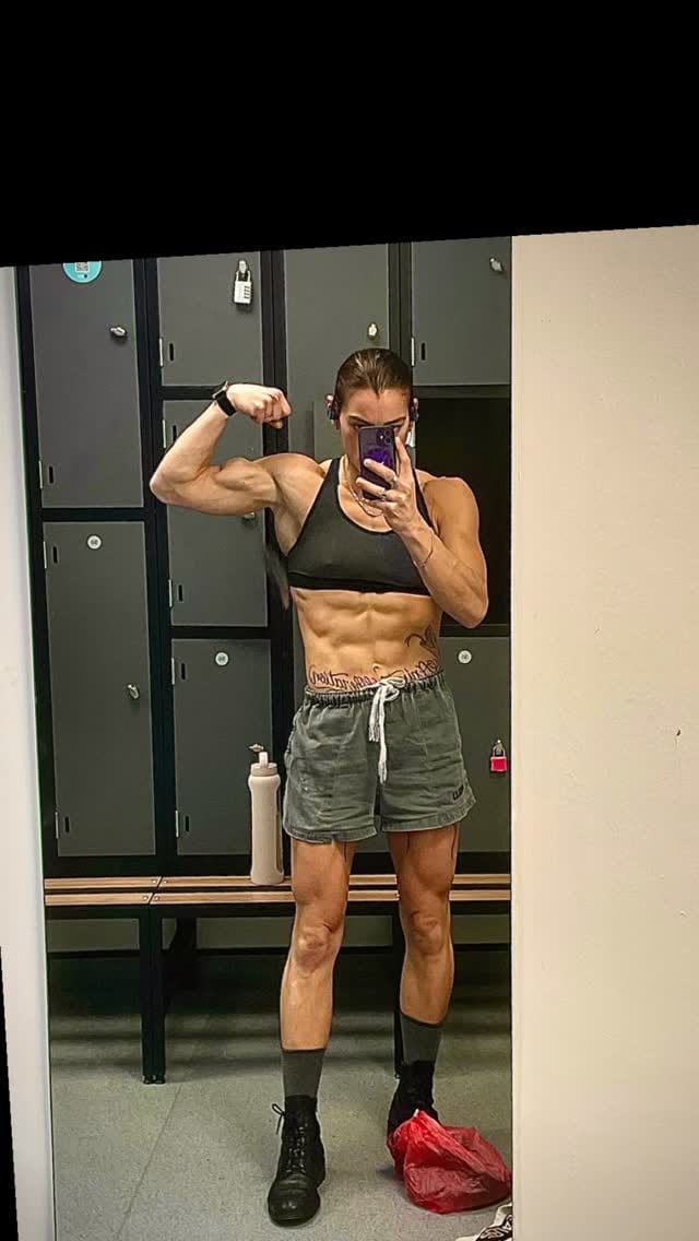 Post 4 by CAITLIN KING on Instagram (video)