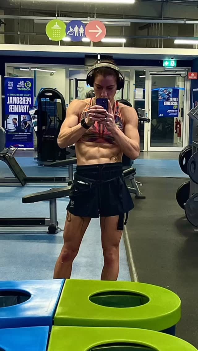 Post 5 by CAITLIN KING on Instagram (video)