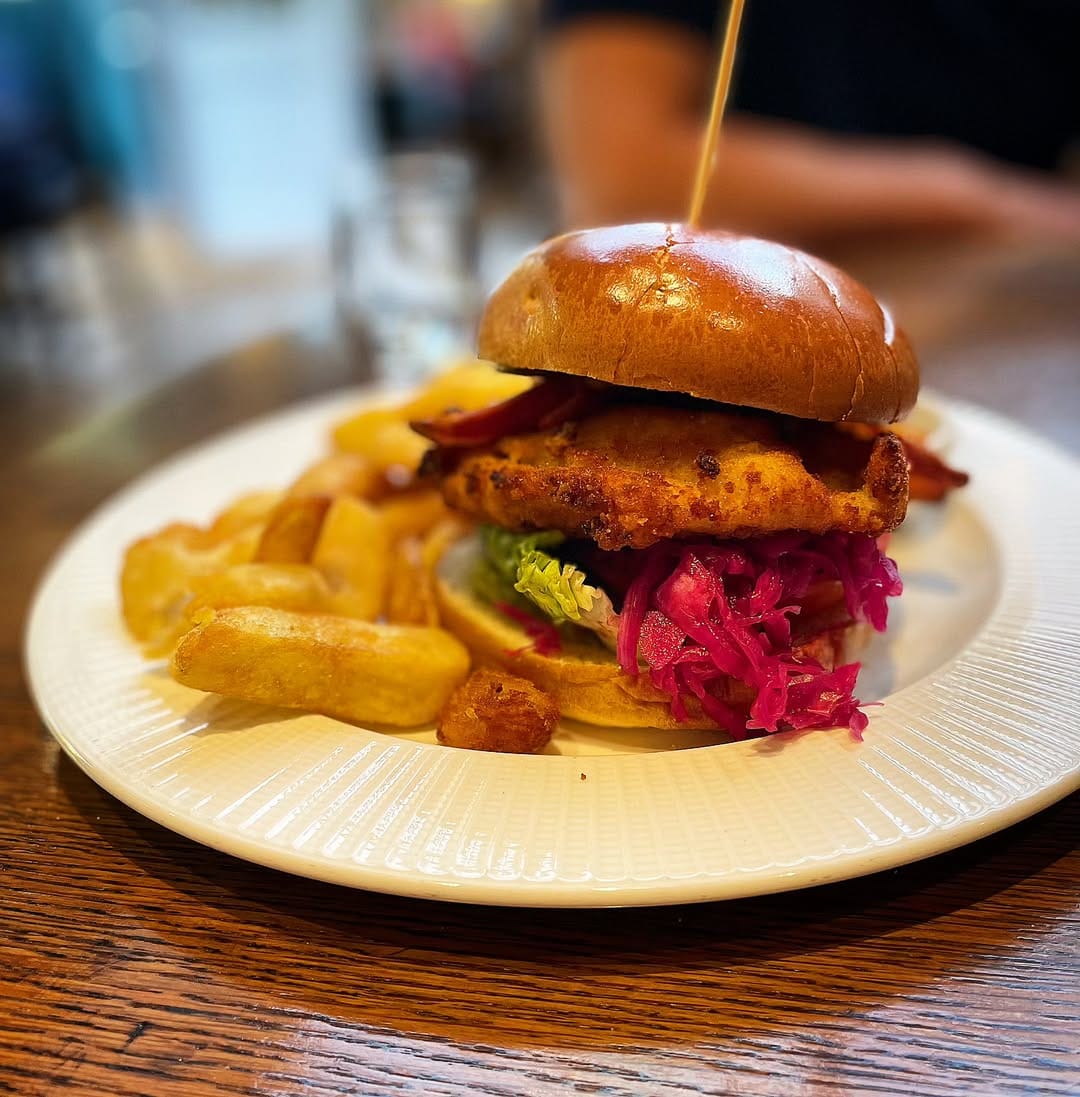 Post 7 by Bens Burger Blog on Instagram (image)