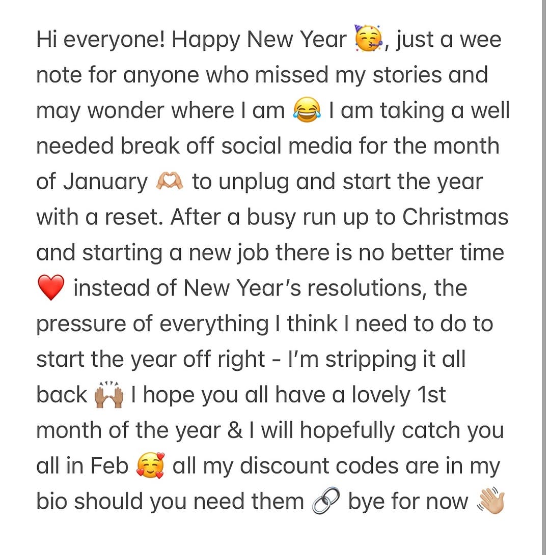 Post 3 by J E N N I E on Instagram (image)