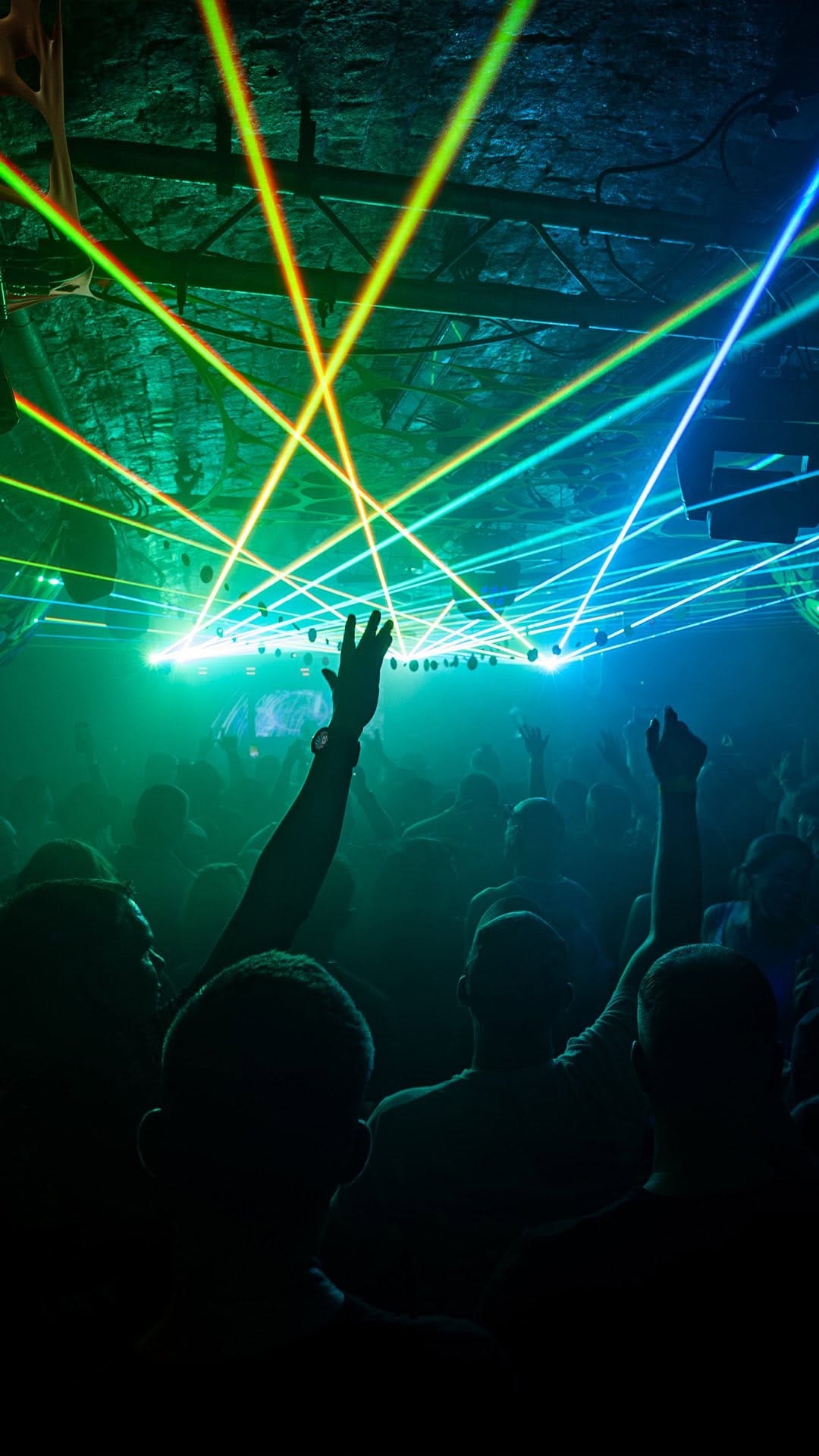 Post 10 by Move Nightclub Exeter on Instagram (video)