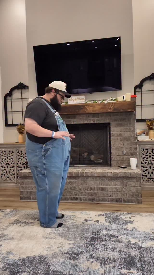 Post 4 by Chad Finchum on Instagram (video)