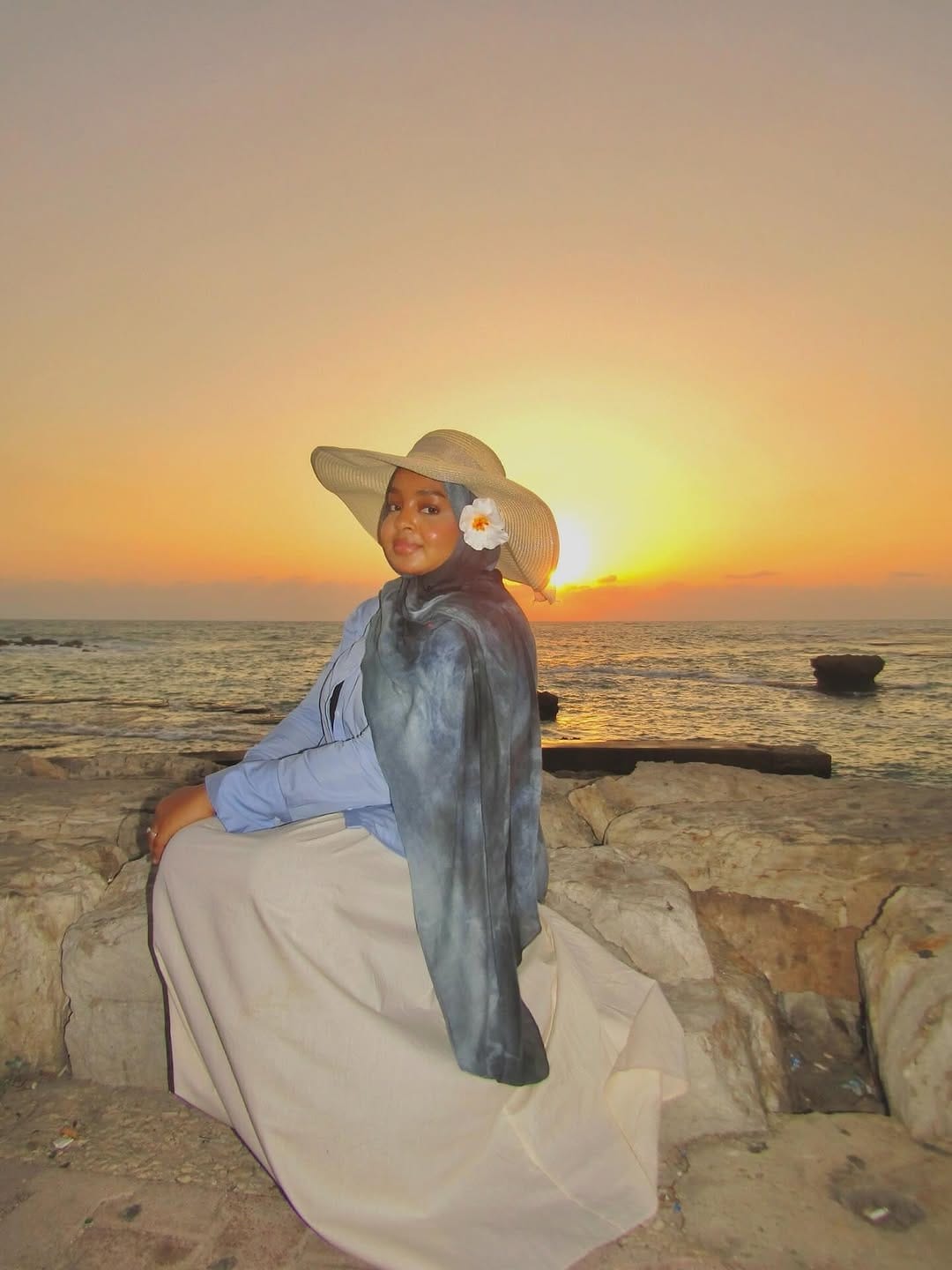 Post 8 by Amani | Modest Fashion Curator on Instagram (carousel)