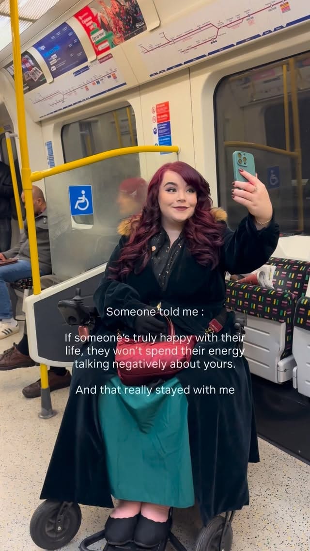 Post 5 by Georgina Grogan on Instagram (video)
