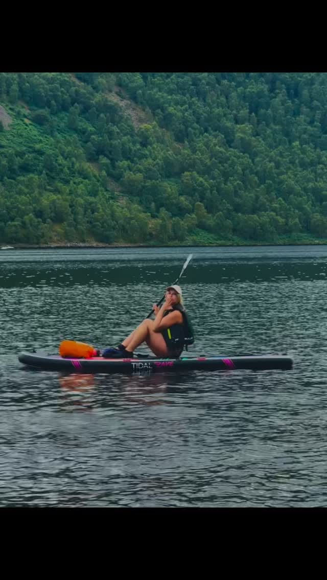 Post 6 by Karolcia on Instagram (video)